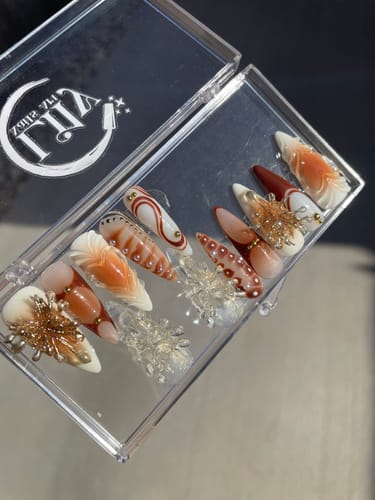 Customer photo review of Custom Nails