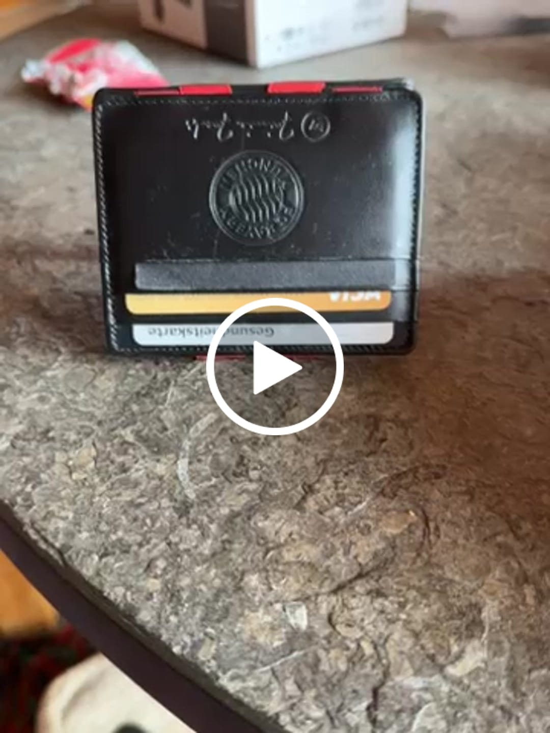 Customer video review of Flap Boy Slim FC Bayern München Edition - Magic Wallet without Coin Pocket