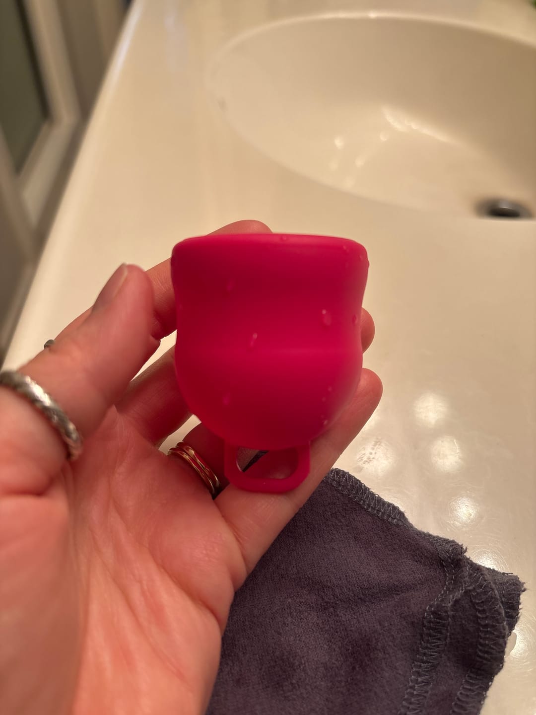 Customer photo review of Merula XL Menstrual Cup