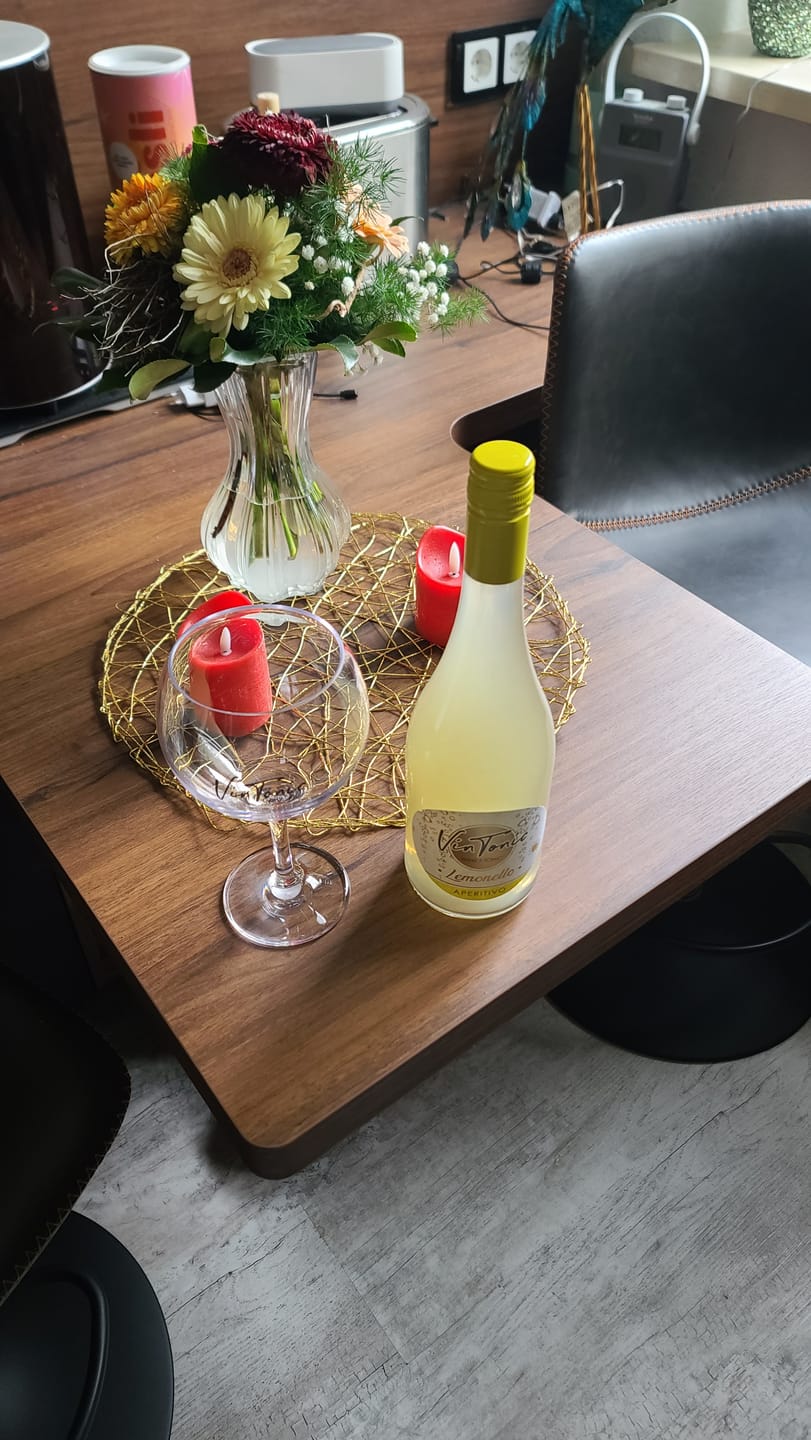 Customer photo review of VinTonic Rosé  | 6 x 0,75 L