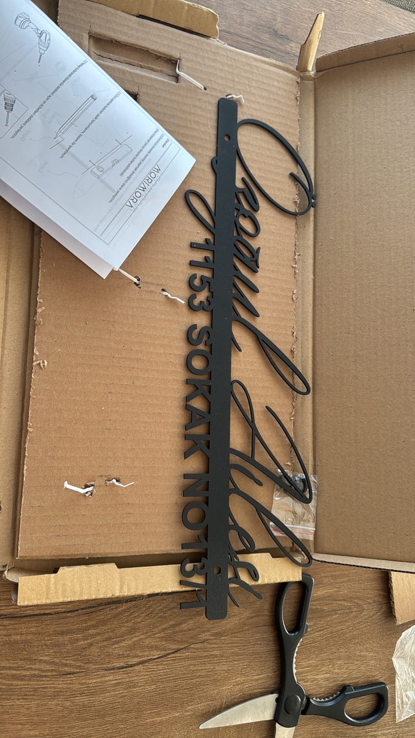 Customer photo review of Kişiye Özel Metal Aile İsimliği