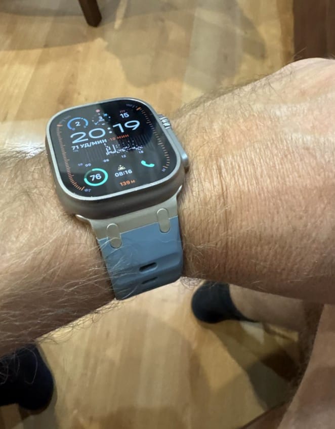 Customer photo review of Soft Silicone 2.0 Strap for Apple Watch