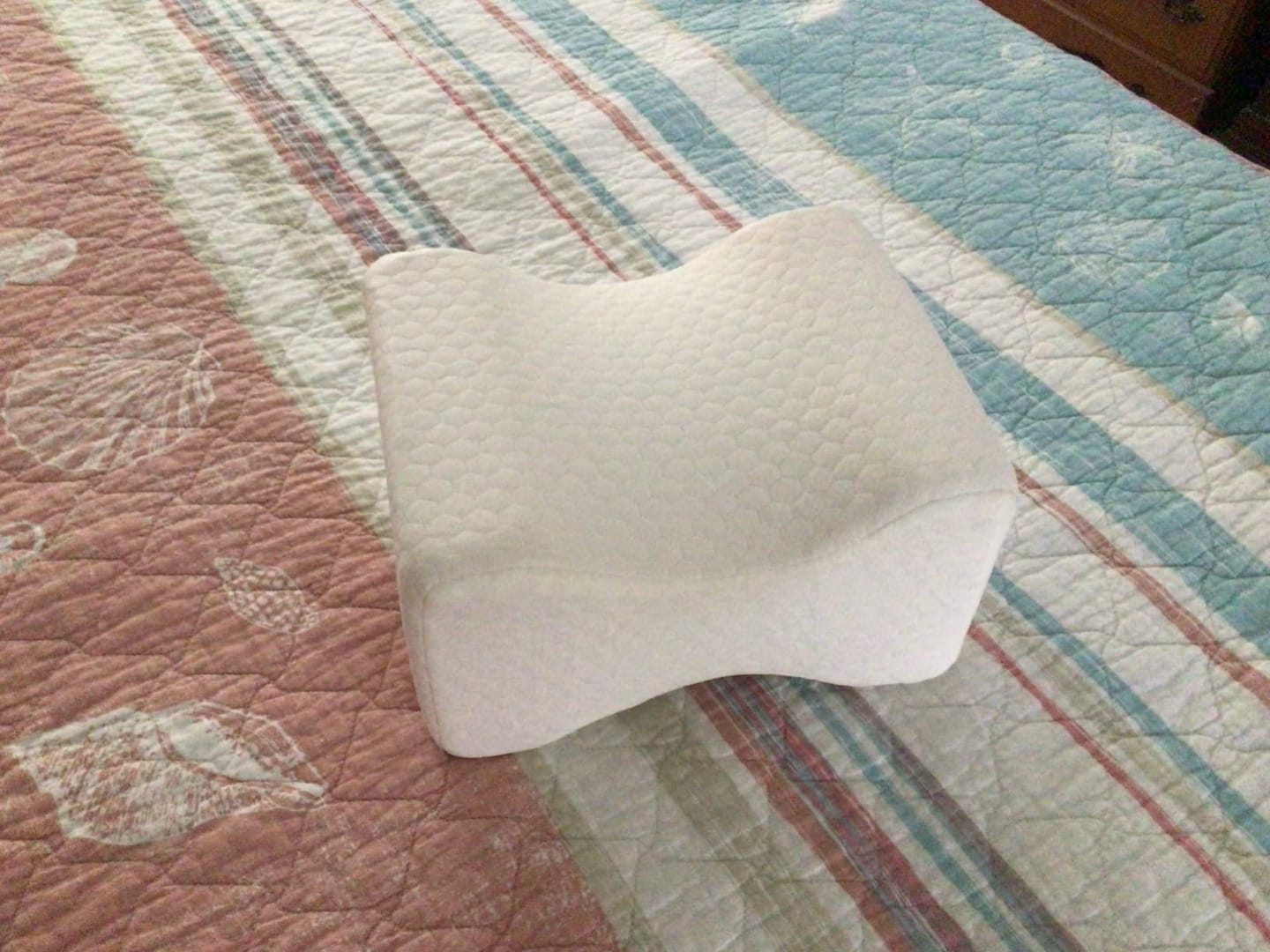 Customer photo review of Memory Foam Knee Pillow