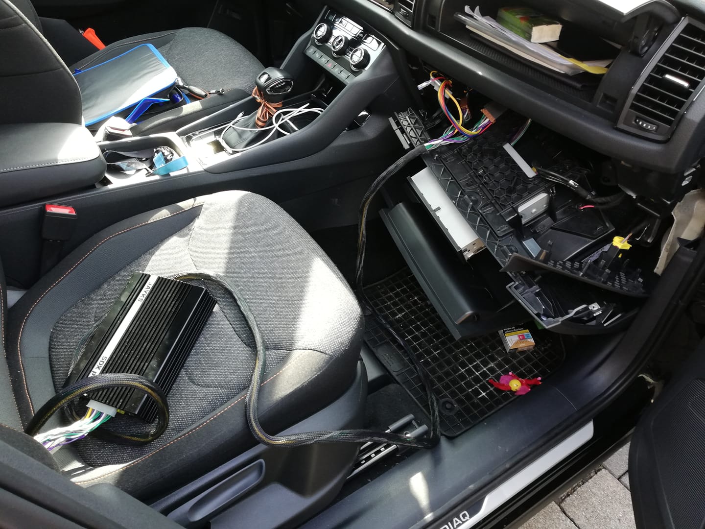 Customer photo review of 5DX plus | Auto-Verstärker mit Plug & Play