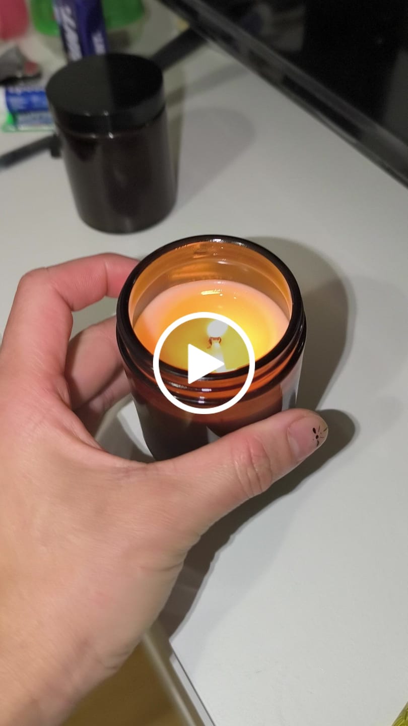 Customer video review of Tarro ámbar con tapa negra de 180 ml