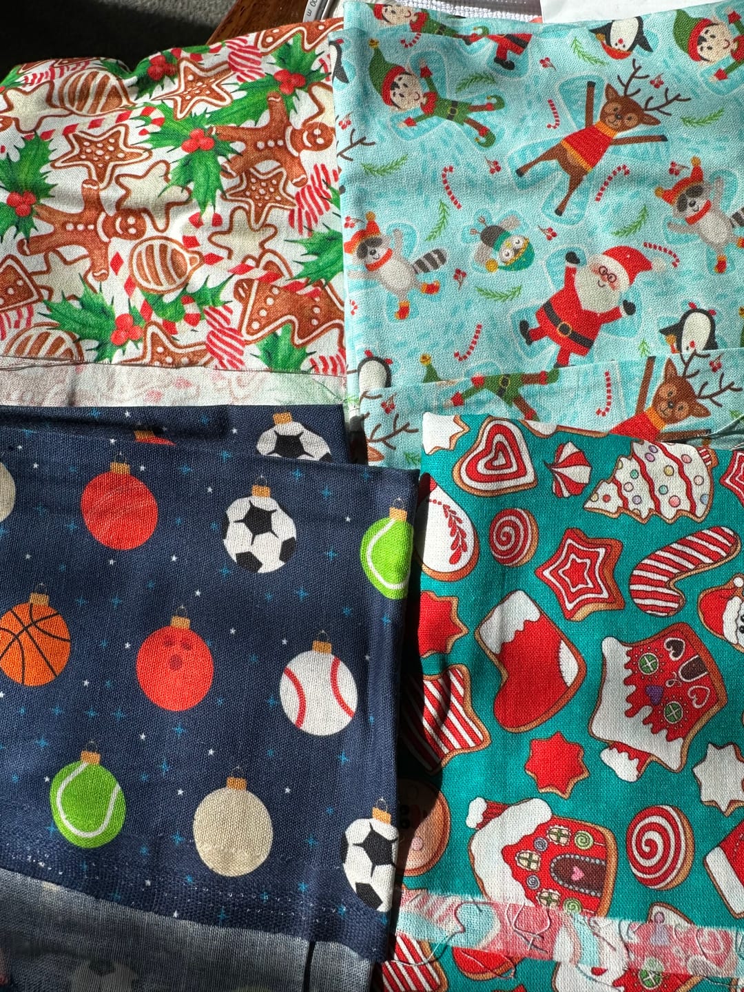 Customer photo review of Mega Variety Festive Bundle- 13 x Fat Quarters- 100% Premium Quilting Cotton