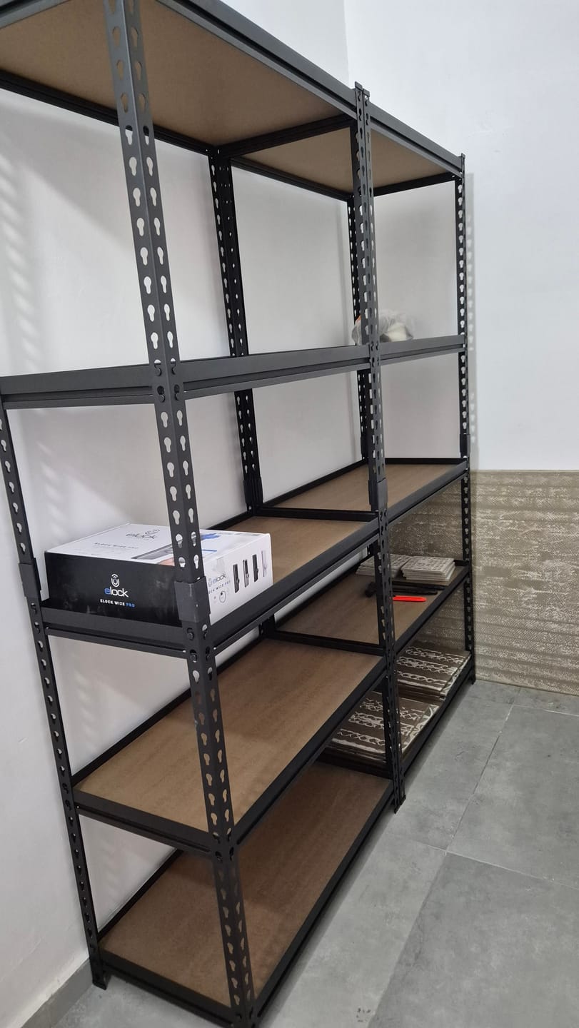 Customer photo review of כוננית מתכת פרמיום 5 מדפים מודולריים גובה 1.8 מטר