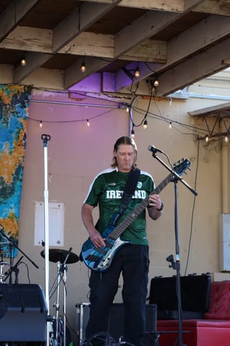 Customer photo review of Zero-Gravity Strap for Guitar & Bass