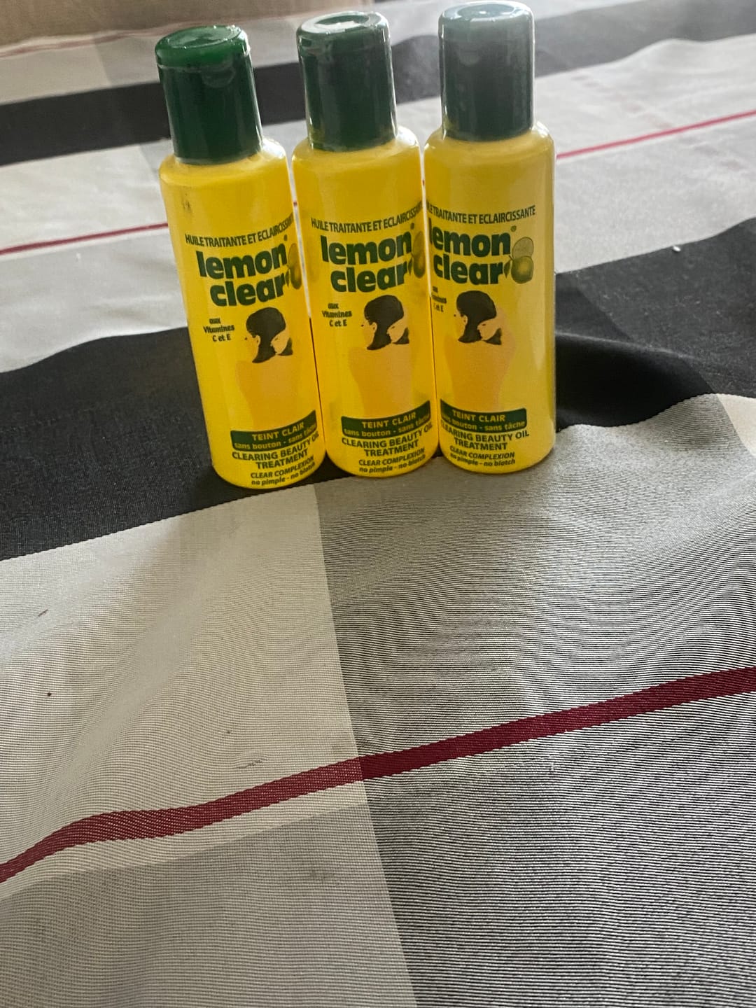 Customer photo review of Lemon Clear Huile Traitante Et Eclaircissante 125ml