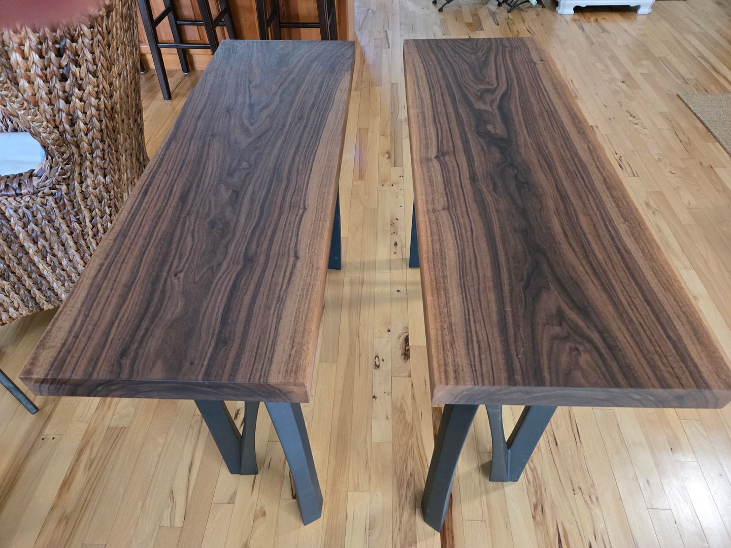 Customer photo review of Console Table Legs 28H 11W Modern Furniture steel Legs 210 Norah