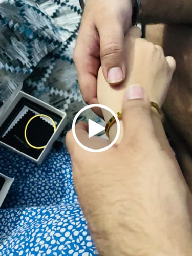Customer video review of Diamond Allure Bangle Bracelet