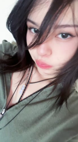 Customer photo review of Eyemoody Kiwi Green | 6 Months, 2 pcs