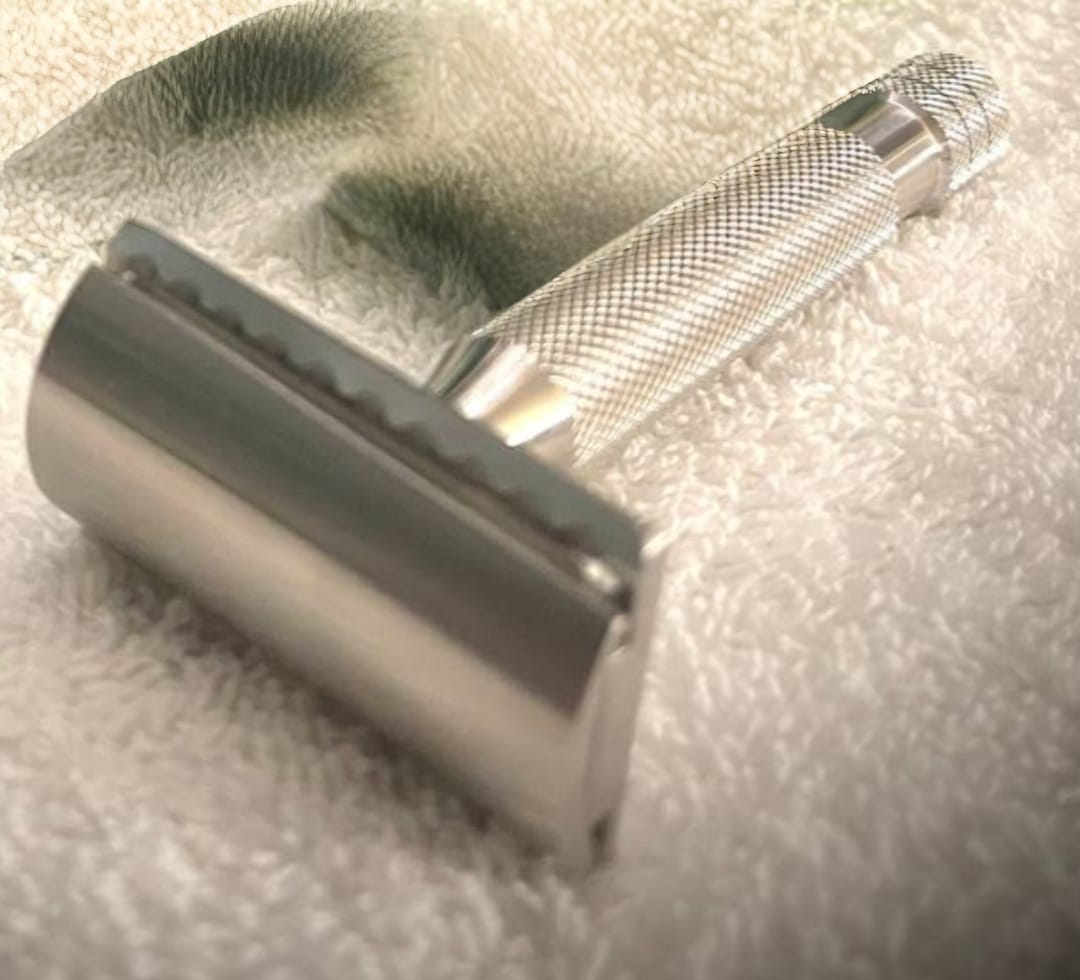 Customer photo review of S1 Slant Razor