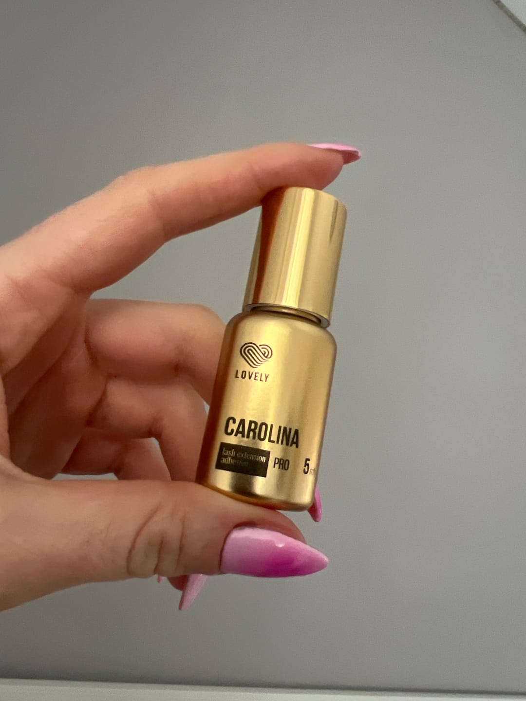 Customer photo review of Pegamento "Carolina" Lovely 0,5 seg 30-70% humedad
