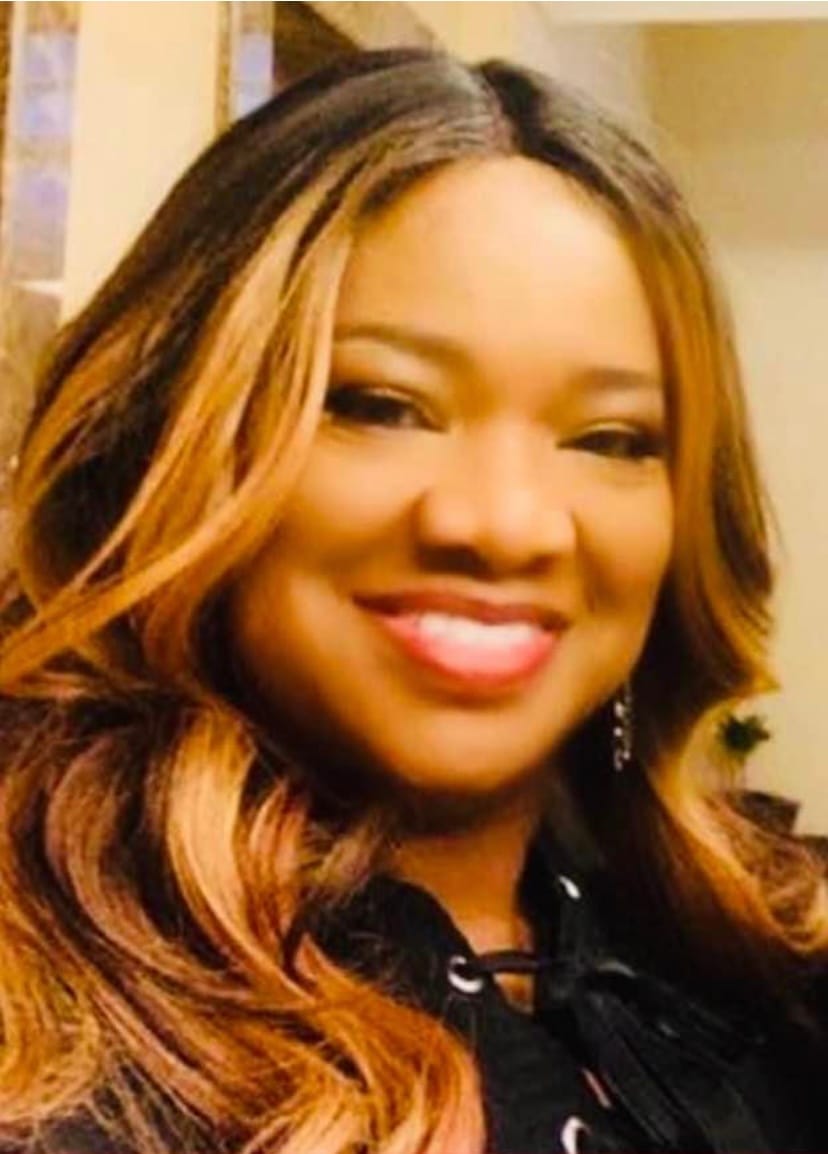 Customer photo review of Shake N Go Equal 5" Lace Part Wig - VALENTINO