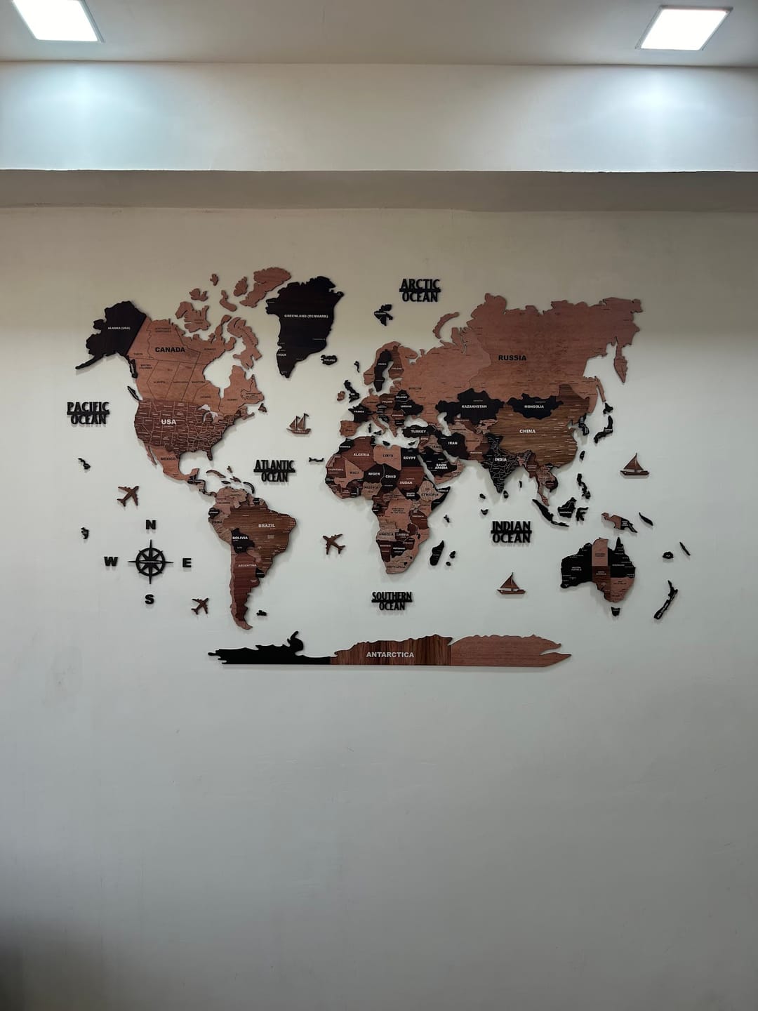 Customer photo review of 3D Wooden Texture Wooden Worldmap