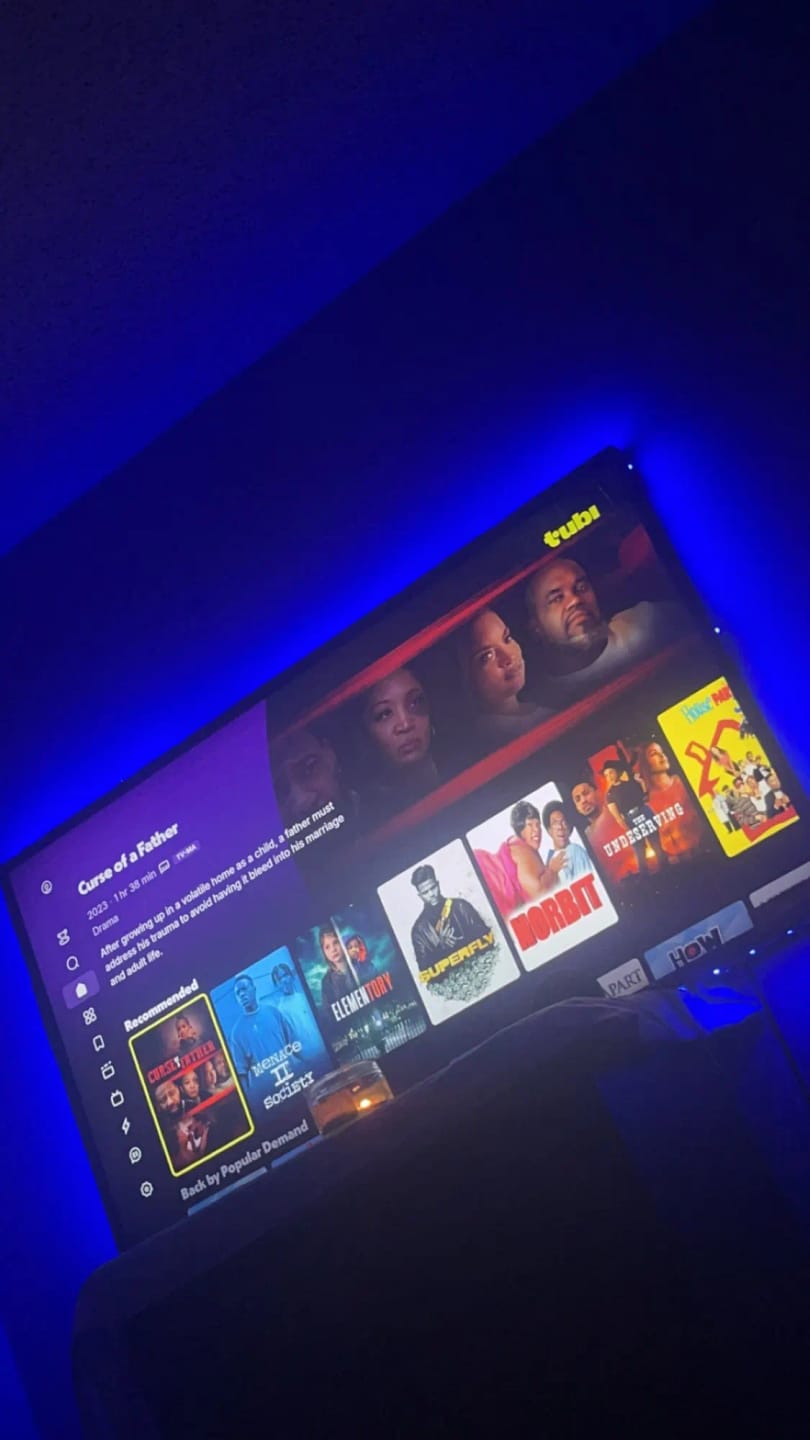 Customer photo review of RGB LED TV Strip Light Tape - Bluetooth USB with Flexible, Self-adhesive RGB Lights - Perfect for TV and Desktop Illumination