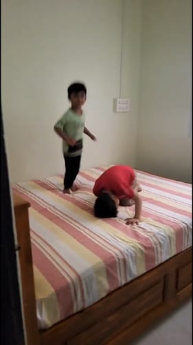 Customer photo review of Flo mattress 8inch