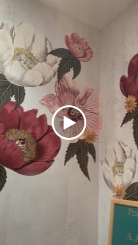 Customer video review of Retro Flowers