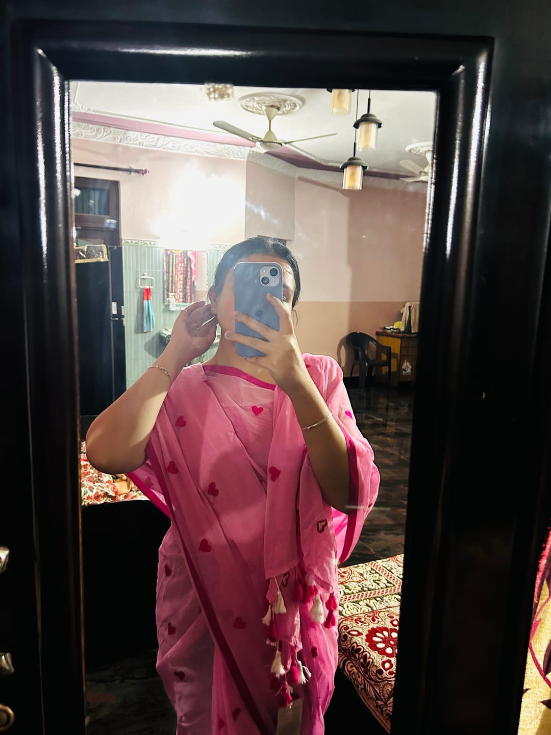 Customer photo review of Pink Love Mulmul Cotton Saree