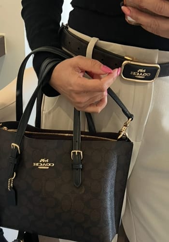 Customer photo review of Signature Buckle Cut To Size Reversible Morgan Belt, 25 Mm (Gold/Walnut/Black)