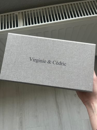 Customer photo review of 4x6 Light gray fabric photo box