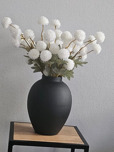 Customer photo review of Aura vase - Noir mat