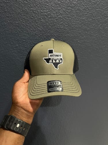 Customer photo review of [12 Pack] Embroidered Trucker Hats
