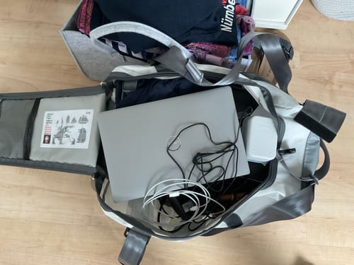 Customer photo review of 360Grad Container maritime Sport & Reisetasche - aus recyceltem Segeltuch - grau / weiß