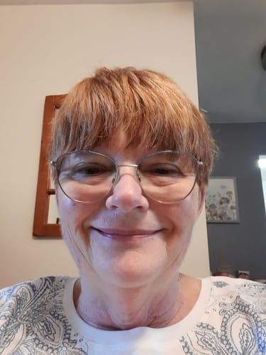 Customer photo review of Emma