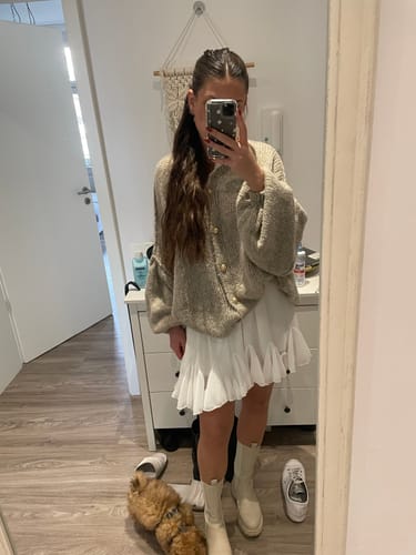 Customer photo review of Grace Volant Rock - Weiß