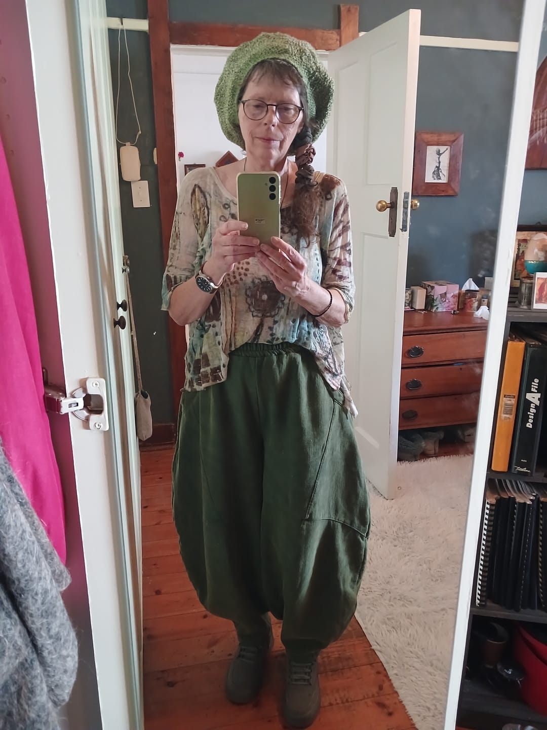 Customer photo review of Women Winter Ramie Fleece-lined Loose Harem Pants