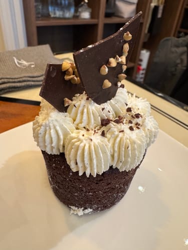 Customer photo review of Cloudmonster Hyper