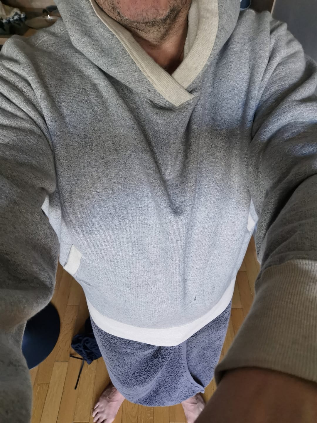 Customer photo review of Boxing Glove Pocket Lock Hood Hoodie