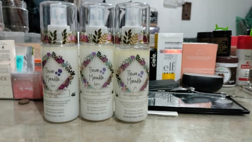 Customer photo review of Kit 3 Perfumes para cabello