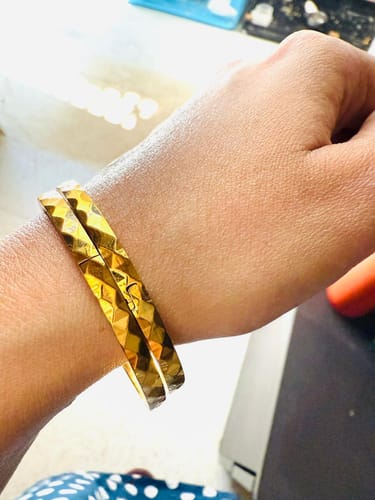 Customer photo review of Gilded Haze Bangle Bracelet