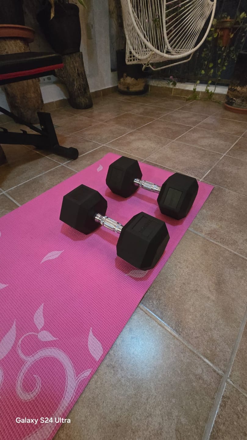 Customer photo review of Mancuerna Hexagonal 5 a 100 lb IRONSIDE Fitness (unidad)