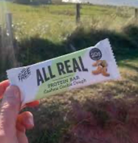 Customer photo review of Cashew Cookie Dough Protein Bar 50g x 12 bars