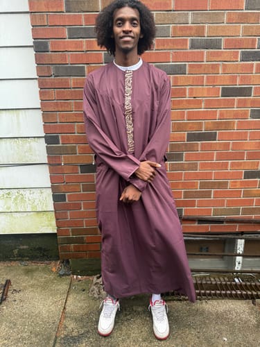 Customer photo review of Burgundy Thobe