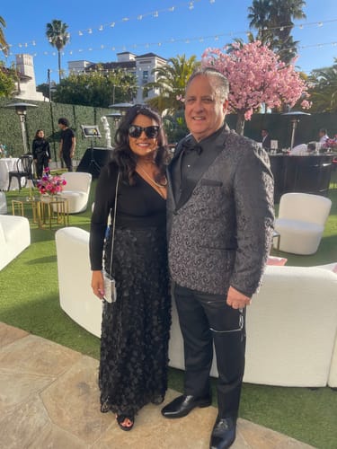 Customer photo review of Dark Green Paisley Jacquard Silk Men's Vest Hanky Cufflinks Tie Set