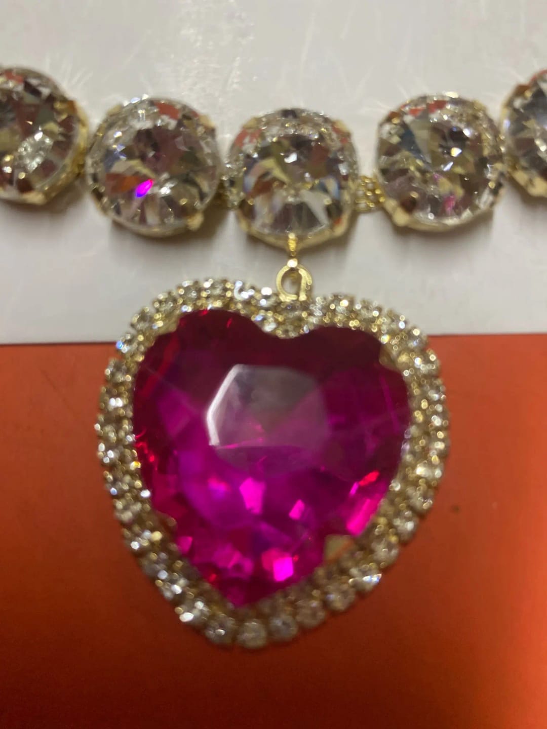 Customer photo review of Rhinestone Heart Pendant Necklace Set — Crystal | KIMLUD
