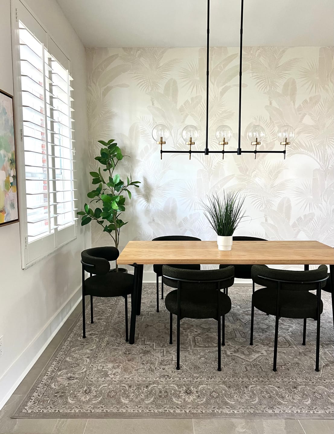 Customer photo review of Luxe Tropical in Sand Wallpaper