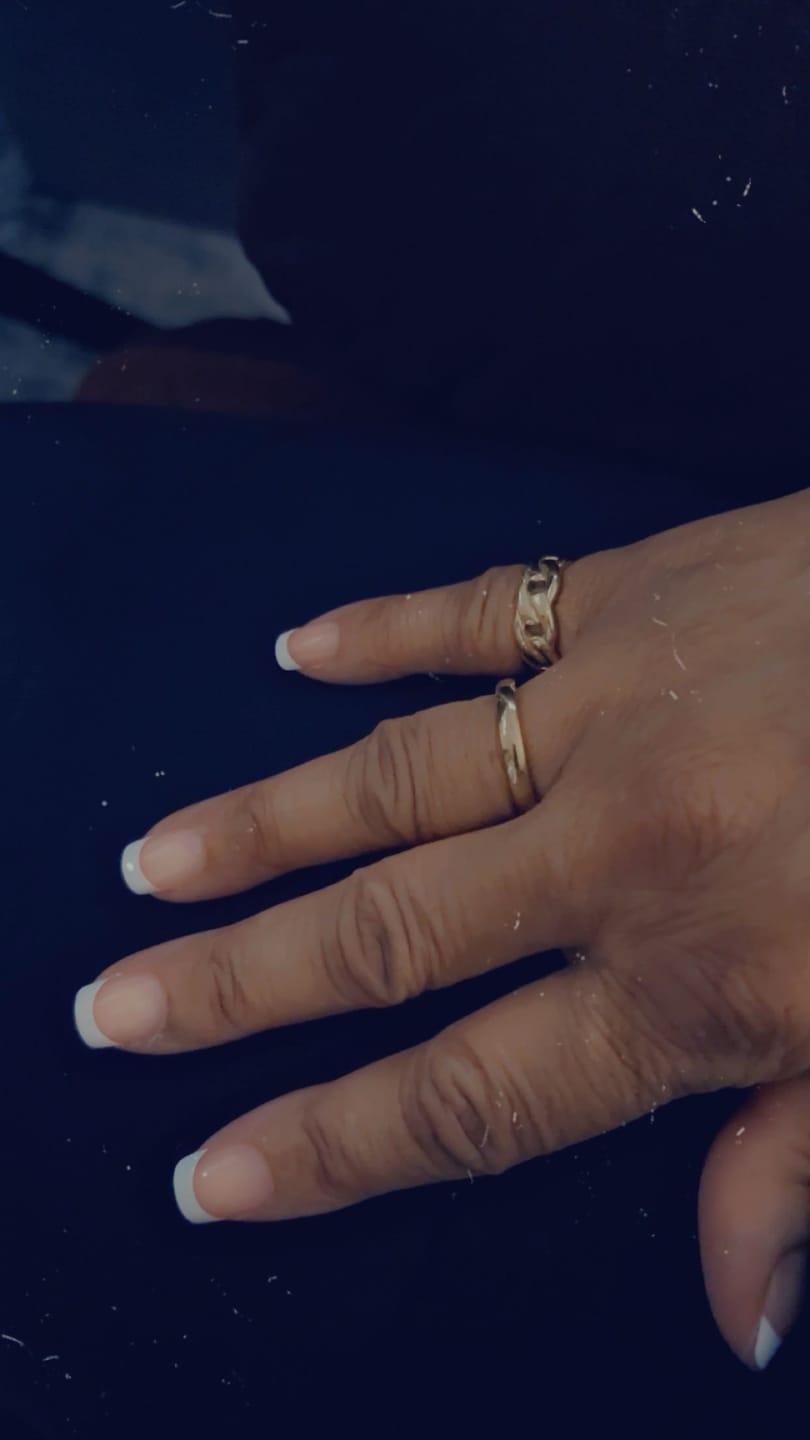 Customer photo review of Minimal Band Ring