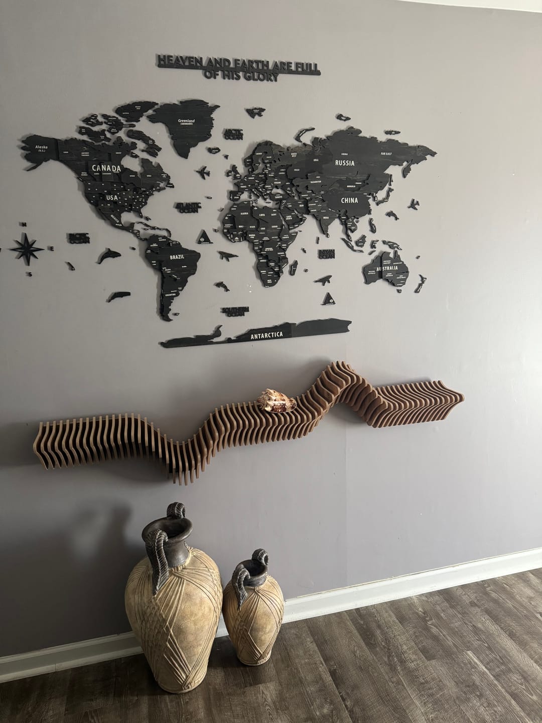 Customer photo review of Wooden World Map with States - Push Pin 3D World Maps, Tuana Wood Wall Art