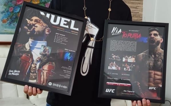 Customer photo review of Anuel AA - Cuadro Artista