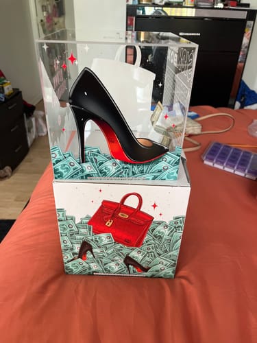 Customer photo review of Luxe Red | $10k Smashbox