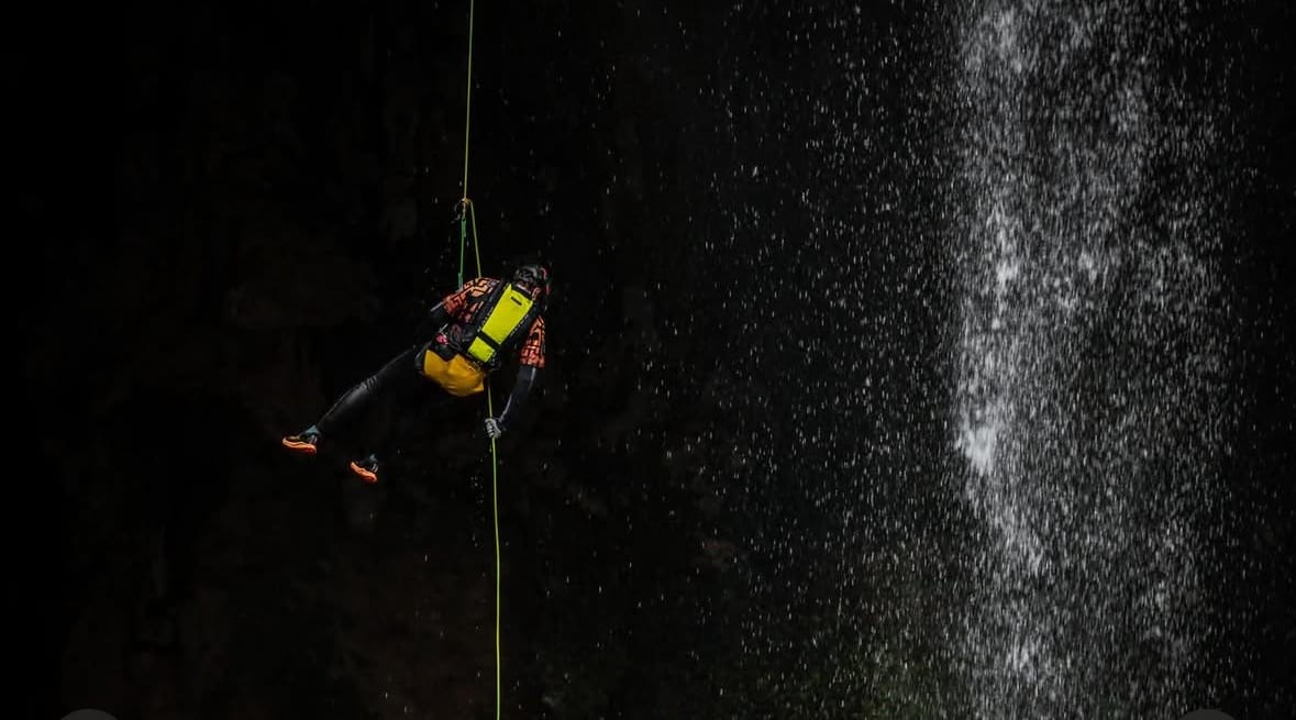 Customer photo review of Top Rope Solo Neck Lanyard - Universal Fit