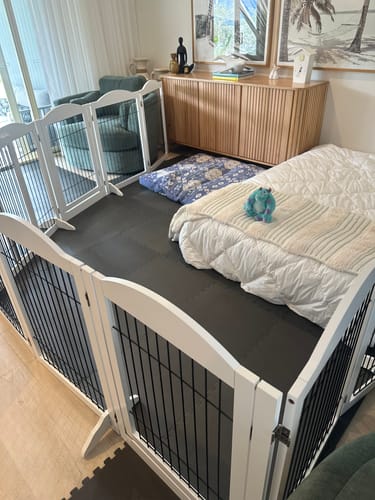 Customer photo review of PaWz 6 Panels Pet Playpen Pet Gate