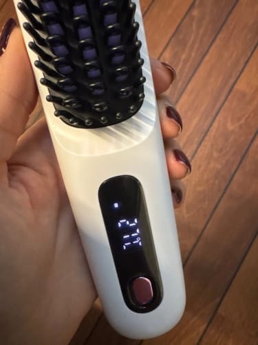 Customer photo review of Portable Ceramic Hair Ѕtrаіghtеnеr Brush