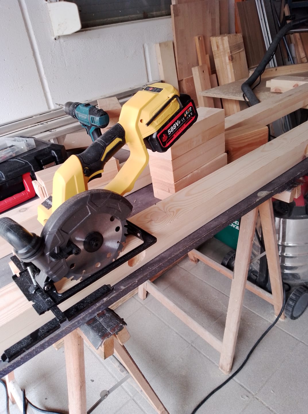 Customer photo review of ONEVAN 150mm 6 Inch Cordless Brushless Handheld Multi-function Electric Saws | For Makita 18V Battery